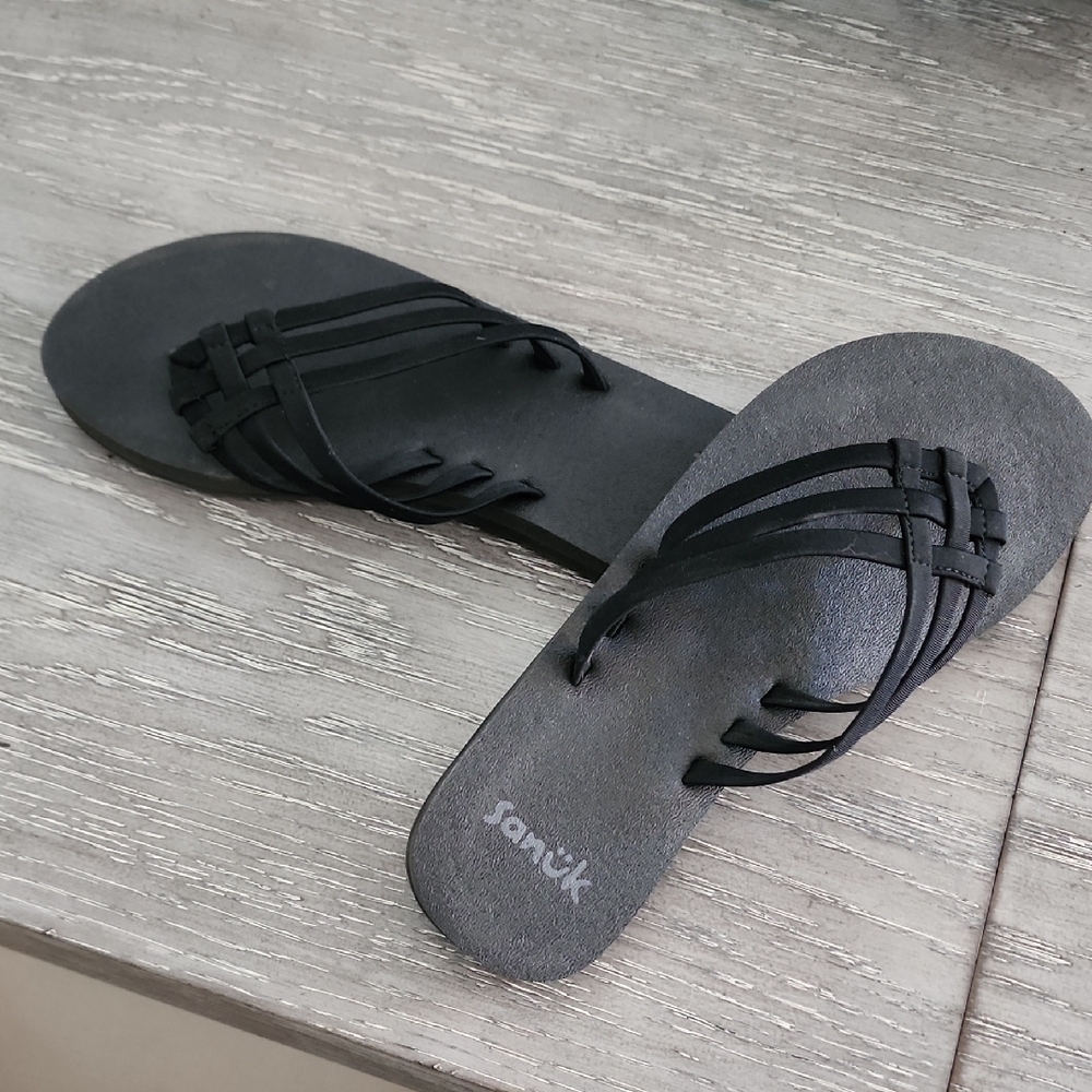Sanuk Yoga Sandy II - Black Sandals Flip Flops New wo Tags - Picture 4 of 8